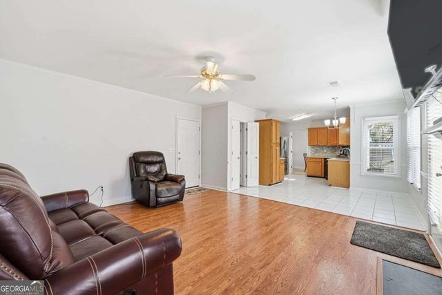 850 Ashley Laine Walk, Lawrenceville, GA 30043