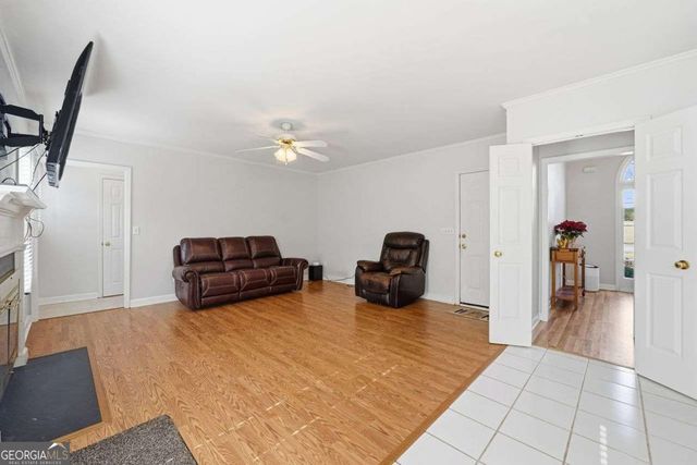 850 Ashley Laine Walk, Lawrenceville, GA 30043