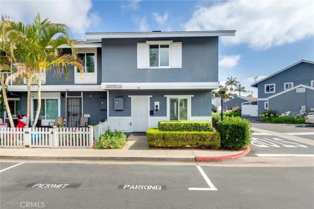 181 Yorktown Lane, Costa Mesa, CA 92626
