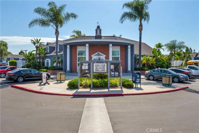 181 Yorktown Lane, Costa Mesa, CA 92626