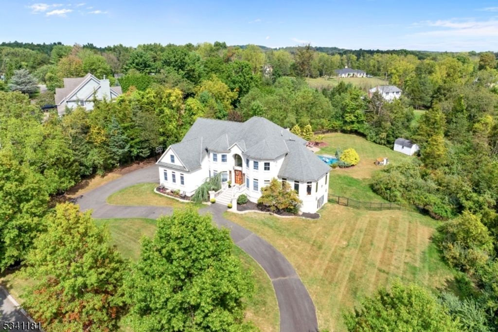3 Smith Rd, Readington Twp., NJ 08822