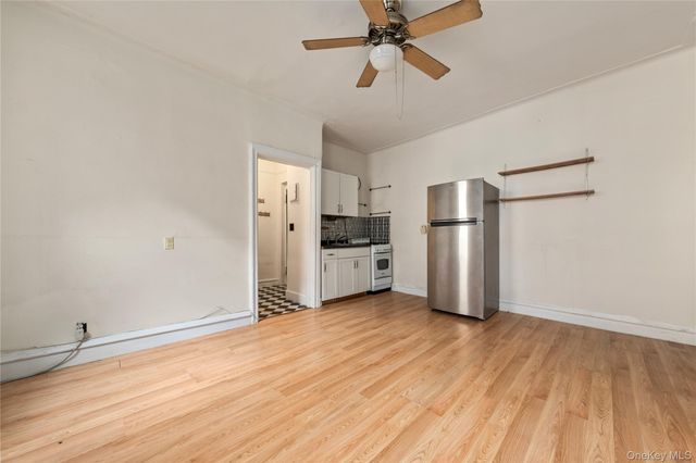 35 Crown Street 3C, Brooklyn, NY 11225