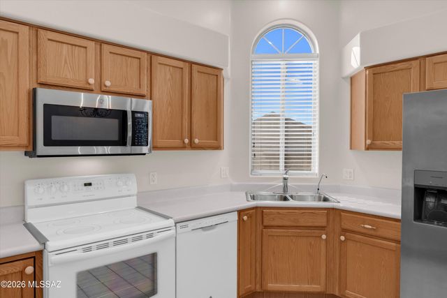 2413 W Via Di Silvio, Tucson, AZ 85741