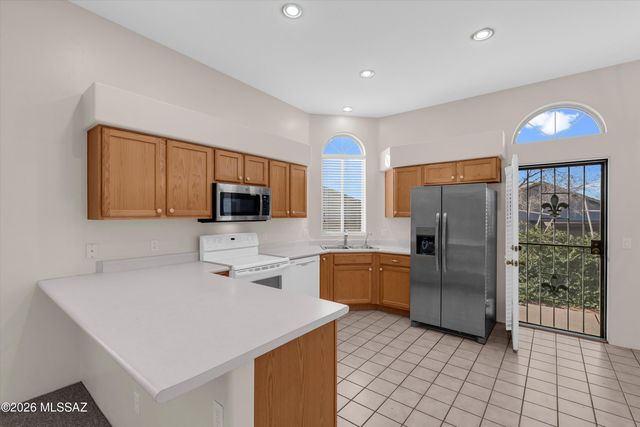 2413 W Via Di Silvio, Tucson, AZ 85741