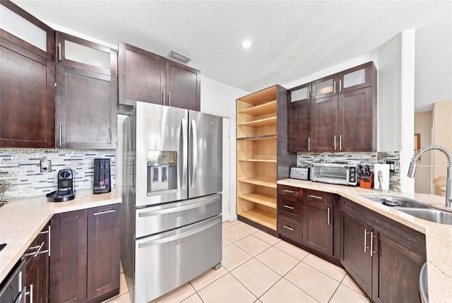 15429 SW 36th Terrace, Miami, FL 33185