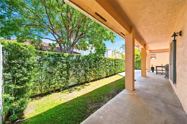 15429 SW 36th Terrace, Miami, FL 33185