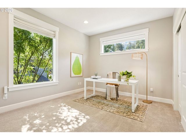 8189 Sw OLDHAM Dr, Beaverton, OR 97007