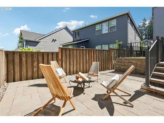 8189 Sw OLDHAM Dr, Beaverton, OR 97007