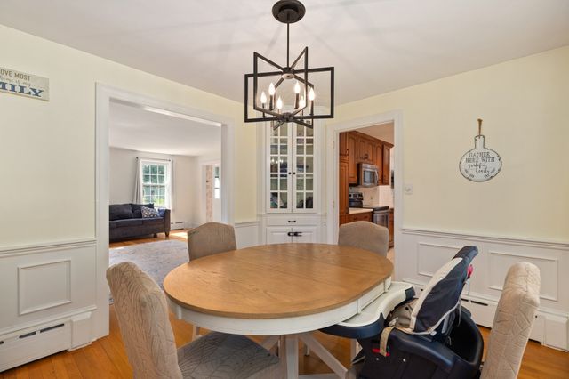 53 Eleanor St, Dartmouth, MA 02747
