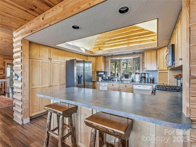 101 Ruffed Grouse Road, Brevard, NC 28712