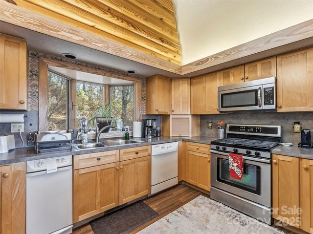 101 Ruffed Grouse Road, Brevard, NC 28712