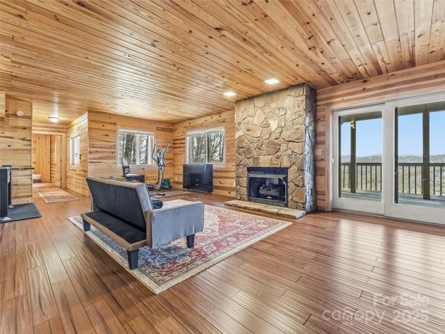 101 Ruffed Grouse Road, Brevard, NC 28712