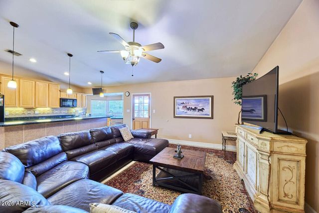 10450 N 77TH Place, Scottsdale, AZ 85258