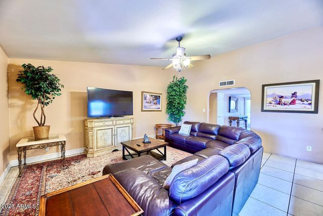 10450 N 77TH Place, Scottsdale, AZ 85258