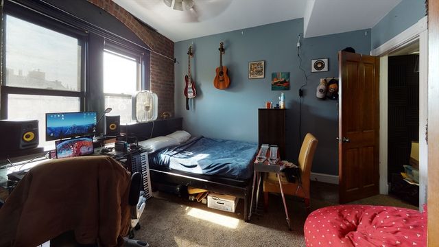 1109 Boylston 17, Boston, MA 02215