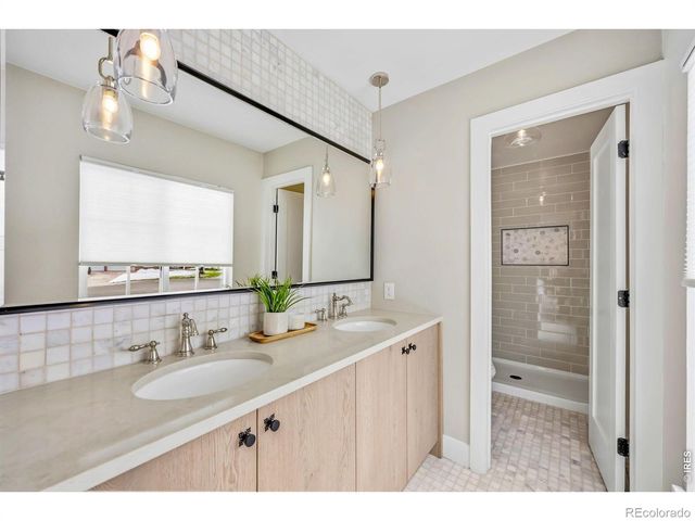 7128 S Glencoe Court, Centennial, CO 80122