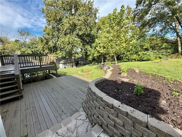 10600 NW 58th Street, Kansas City, MO 64152