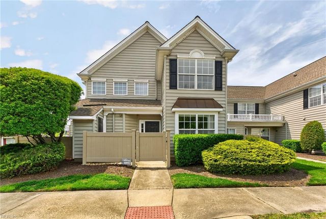 1203 Buoy CT, Suffolk, VA 23435