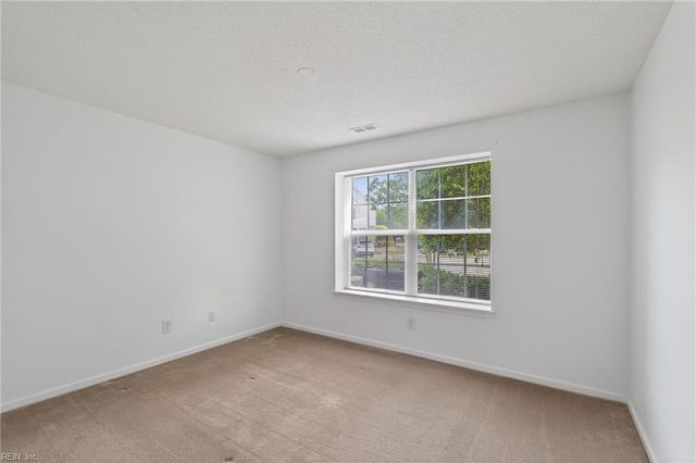 1203 Buoy CT, Suffolk, VA 23435