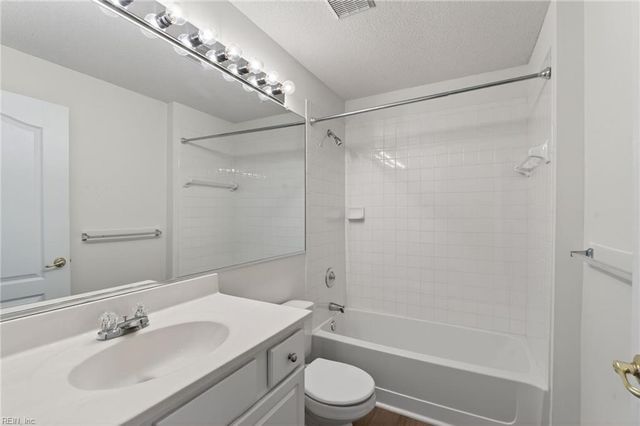 1203 Buoy CT, Suffolk, VA 23435