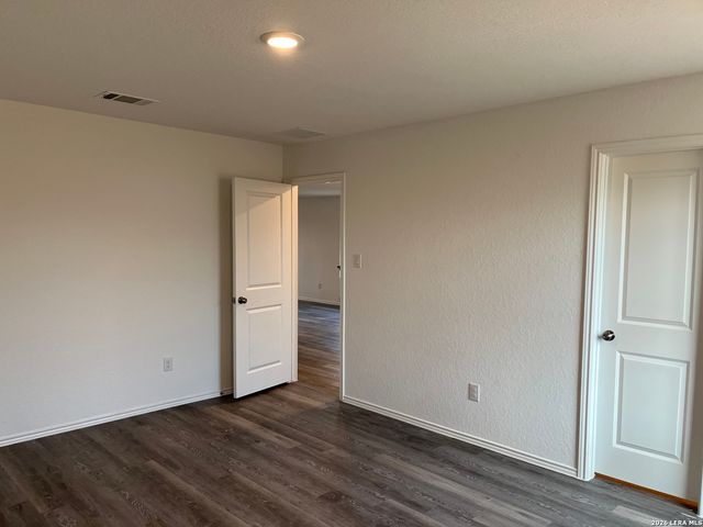 5909 ANTONIO PL, Seguin, TX 78155