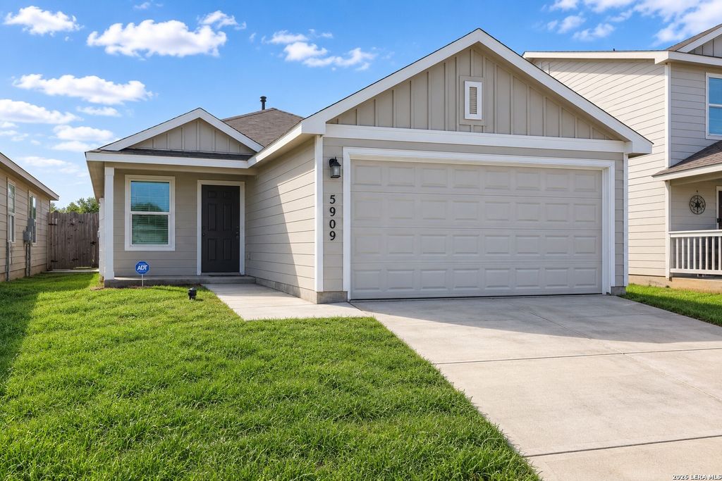 5909 ANTONIO PL, Seguin, TX 78155
