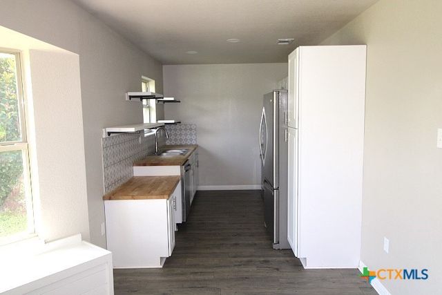 1109 W Lincoln Avenue, Copperas Cove, TX 76522