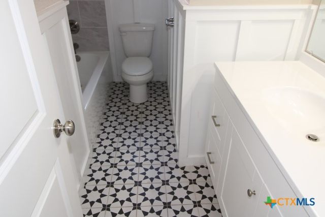 1109 W Lincoln Avenue, Copperas Cove, TX 76522