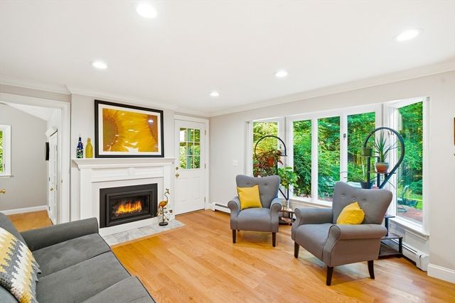 2 Nottingham Drive, Raynham, MA 02767