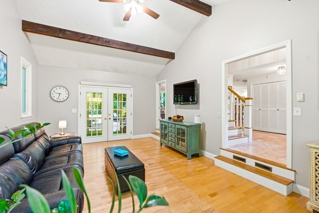 2 Nottingham Drive, Raynham, MA 02767