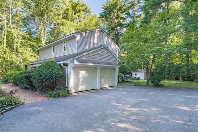 2 Nottingham Drive, Raynham, MA 02767