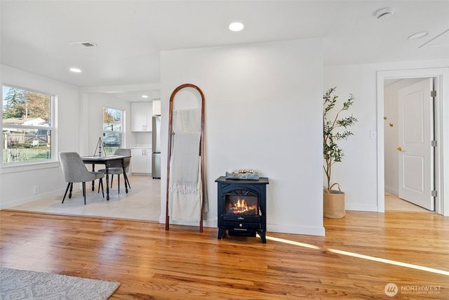 3238 Robin Avenue, Bremerton, WA 98310