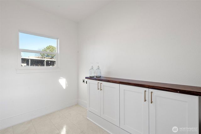 3238 Robin Avenue, Bremerton, WA 98310