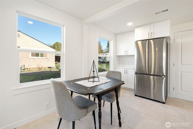 3238 Robin Avenue, Bremerton, WA 98310