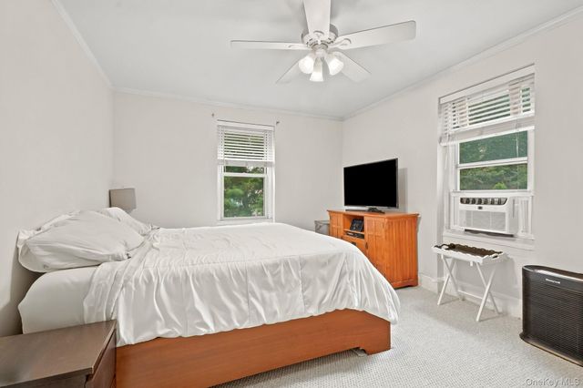 910 Stuart Avenue 2EF, Mamaroneck, NY 10543