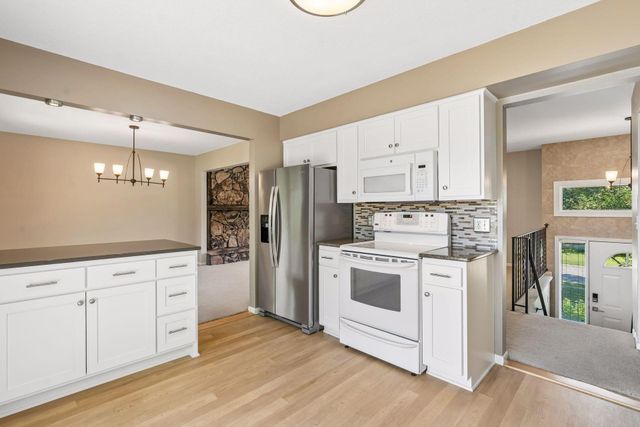 1817 Welland Avenue, Minnetonka, MN 55305