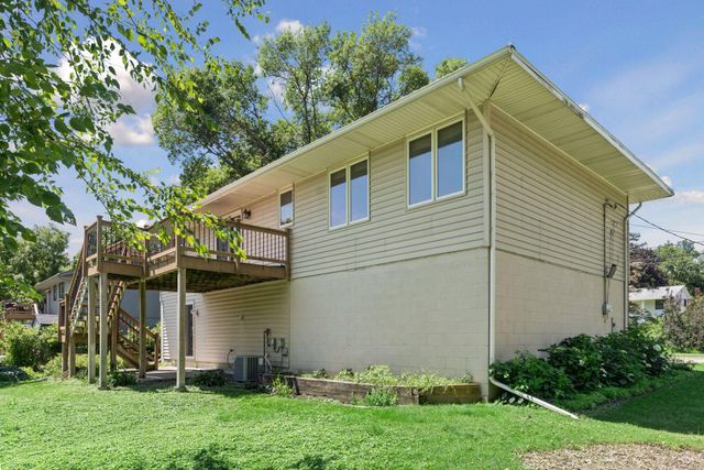 1817 Welland Avenue, Minnetonka, MN 55305