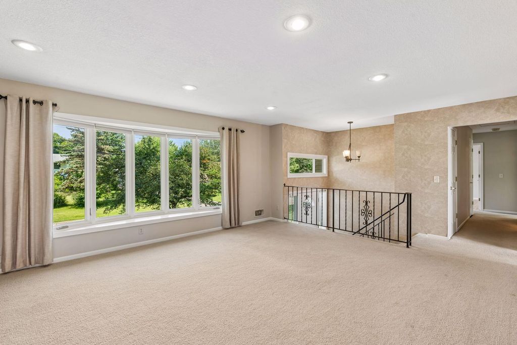 1817 Welland Avenue, Minnetonka, MN 55305 — photo 4