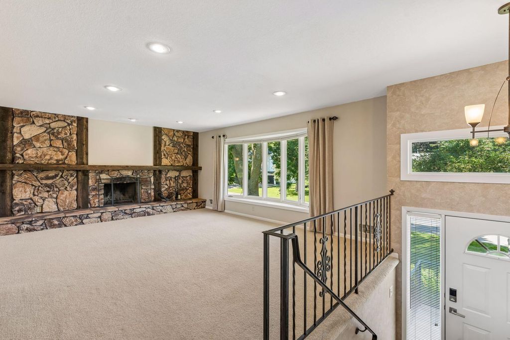 1817 Welland Avenue, Minnetonka, MN 55305 — photo 5