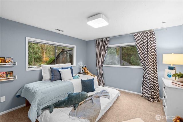 15457 256th Avenue SE, Issaquah, WA 98027