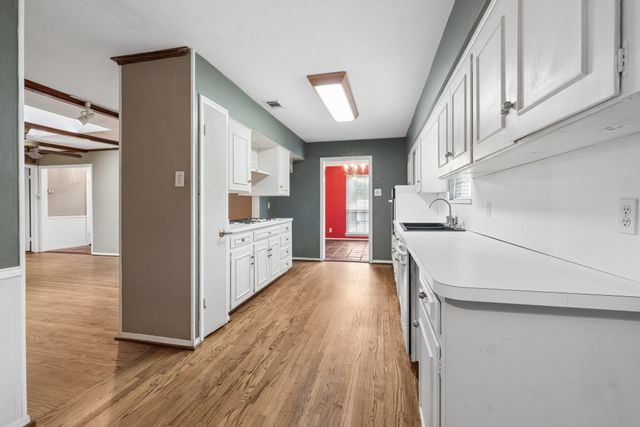 204 Shadywood Lane, Richardson, TX 75080