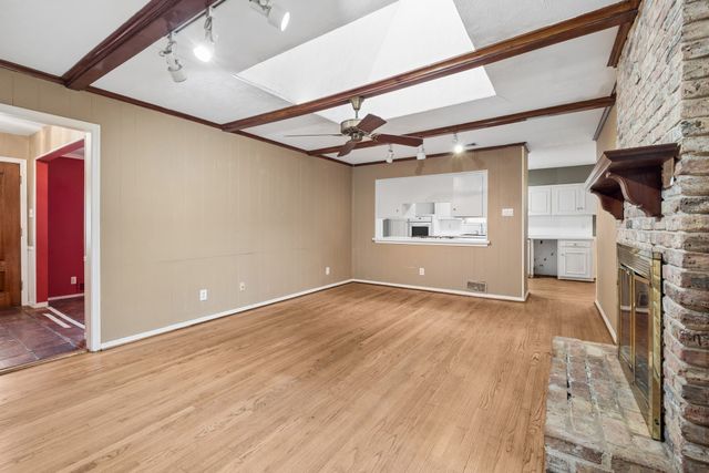 204 Shadywood Lane, Richardson, TX 75080