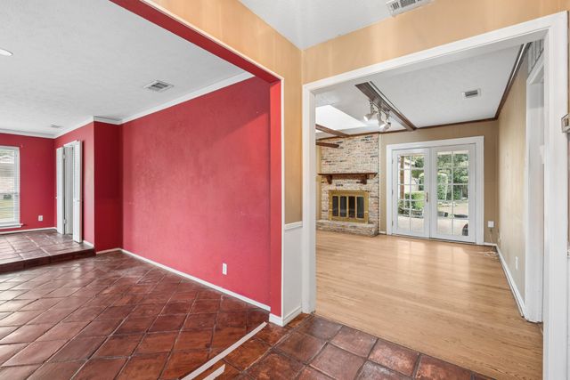 204 Shadywood Lane, Richardson, TX 75080