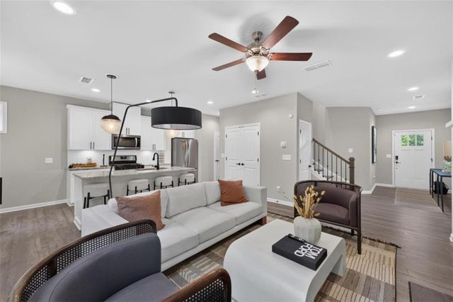 2111 Westside Drive, Austell, GA 30106