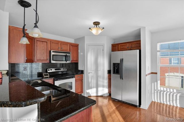 4148 Elizabeth Avenue, Canton, MI 48188