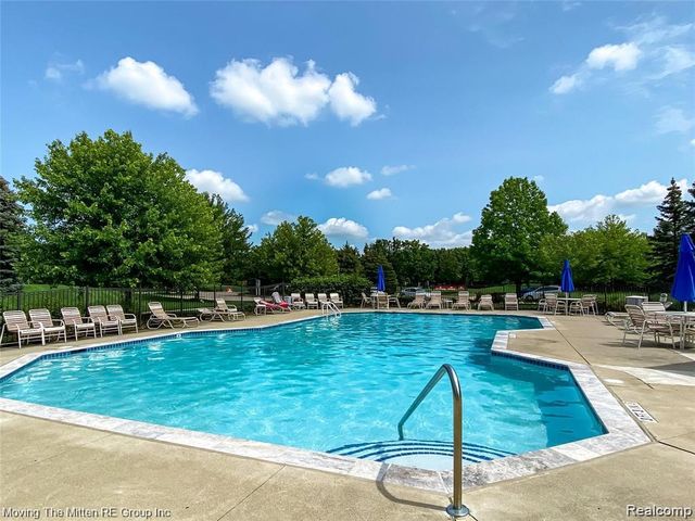 4148 Elizabeth Avenue, Canton, MI 48188