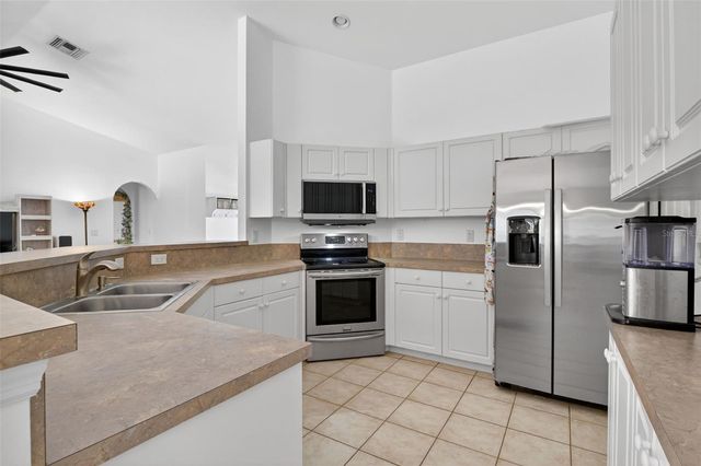 3809 AGUALINDA BOULEVARD, Cape Coral, FL 33914