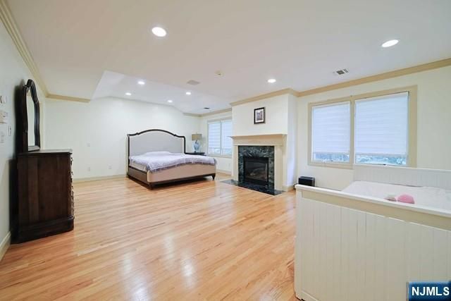 2 Candlewood Drive, Old Tappan, NJ 07675