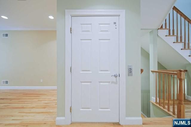 2 Candlewood Drive, Old Tappan, NJ 07675