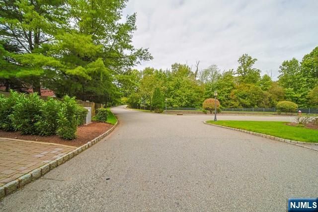 2 Candlewood Drive, Old Tappan, NJ 07675